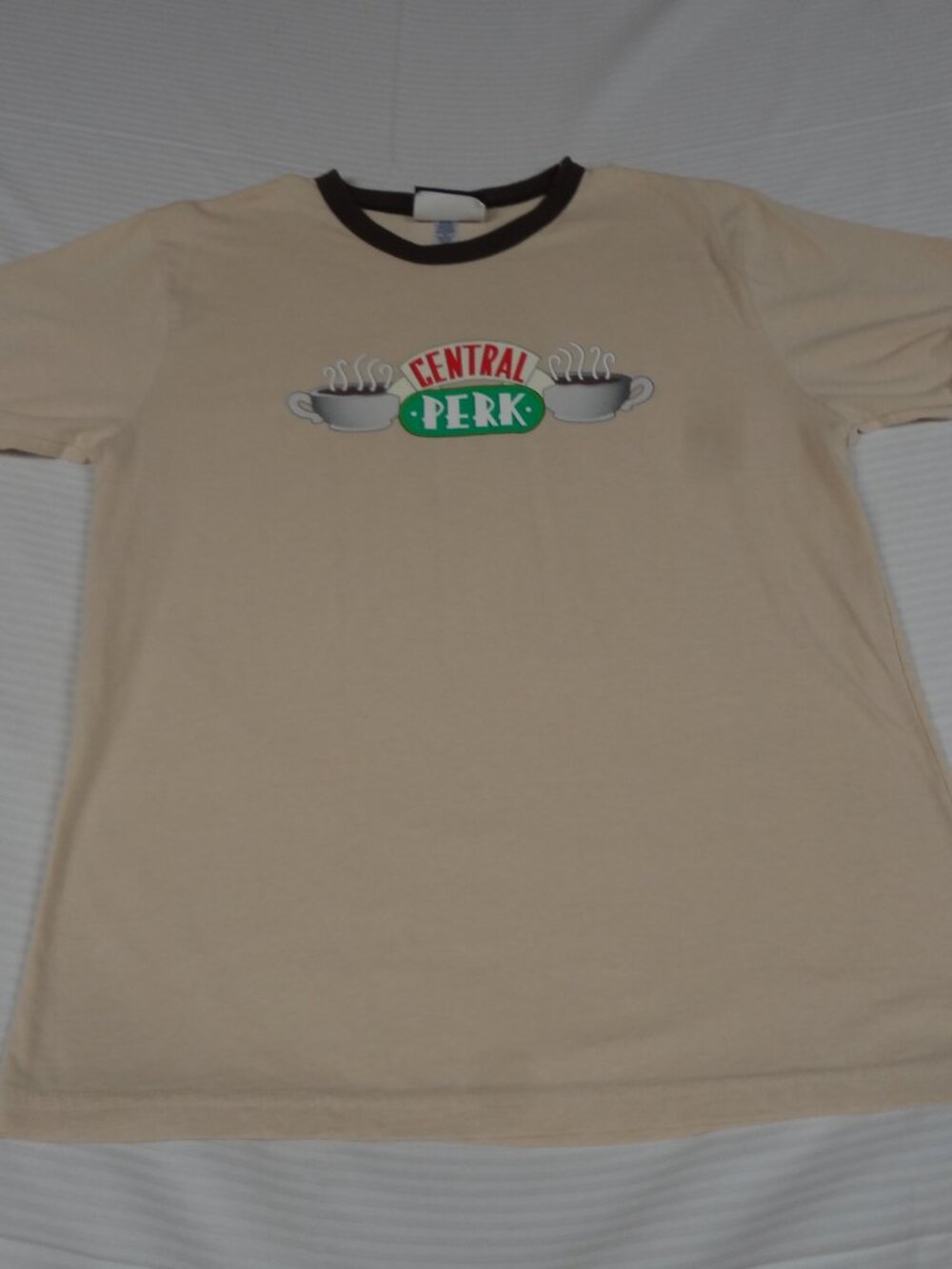 NBC STORE FRIENDS TV SHOW CENTRAL PERK COFFEE SHOP TAN 2XL WOMENS T-SHIRT L813